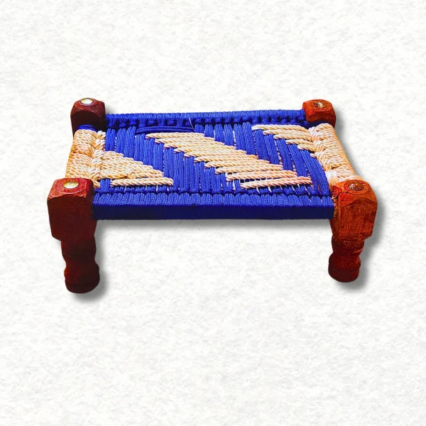 Kanha Ji Charpai for size: 0 to 3 No. Dimension: L:8 X B:5 X H:3 inches.